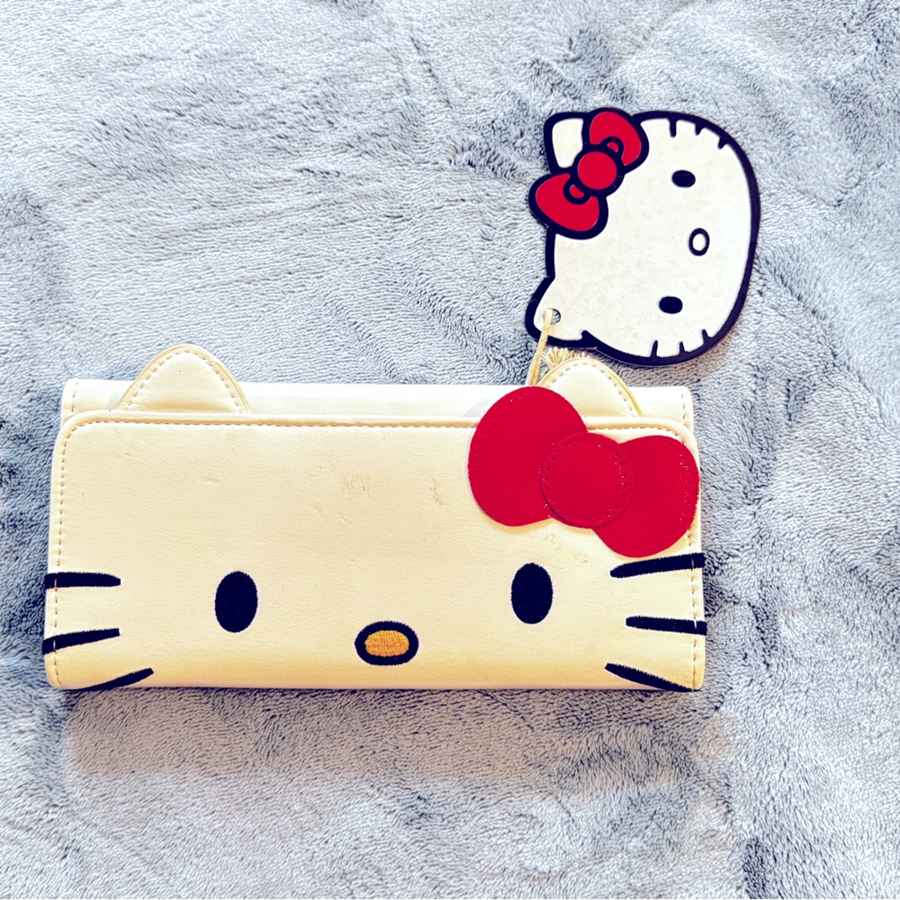 Hello Kitty, bifold wallet